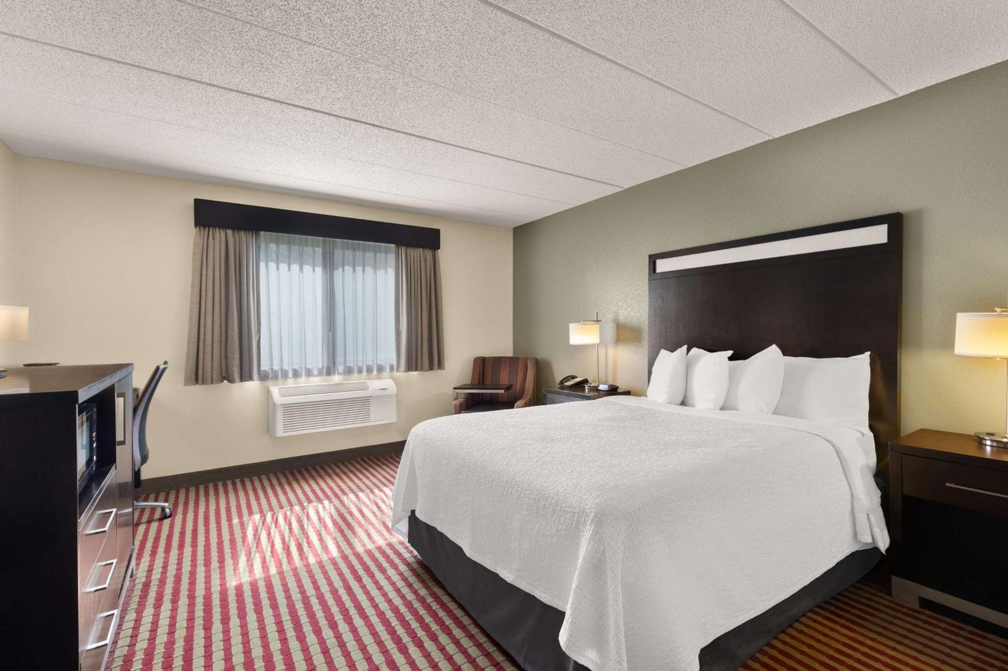 Best Western Germantown Inn Экстерьер фото