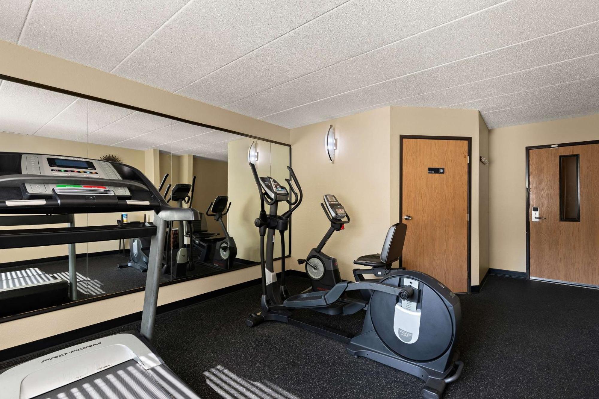 Best Western Germantown Inn Экстерьер фото